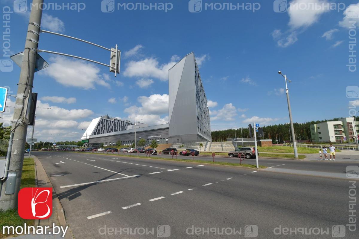 Продам 4-комнатную квартиру в Минске в Первомайском р-не, Туровского ул., 18