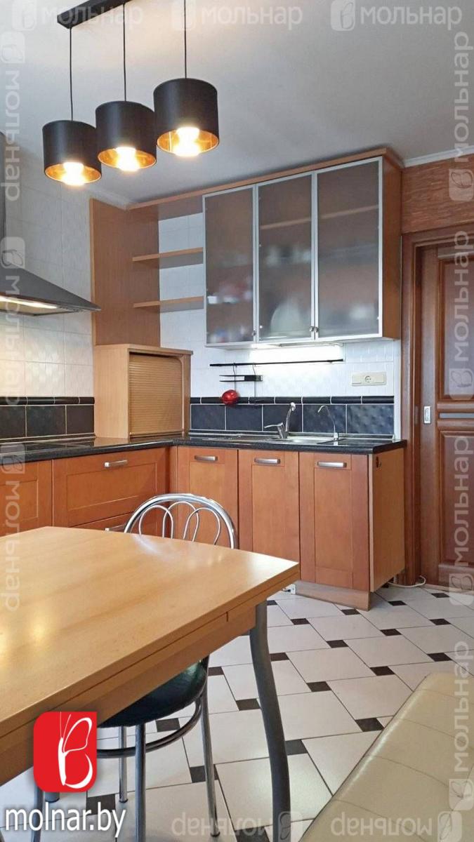 Продам 2-комнатную квартиру в Минске в Ленинском р-не, Денисовская ул., 47
