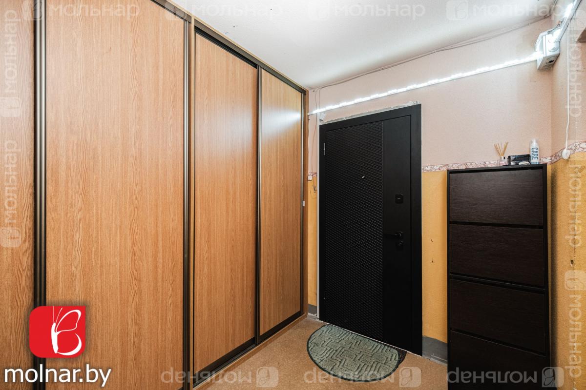 Продам 4-комнатную квартиру в Минске в Ленинском р-не, Лошица, Прушинских ул., 6