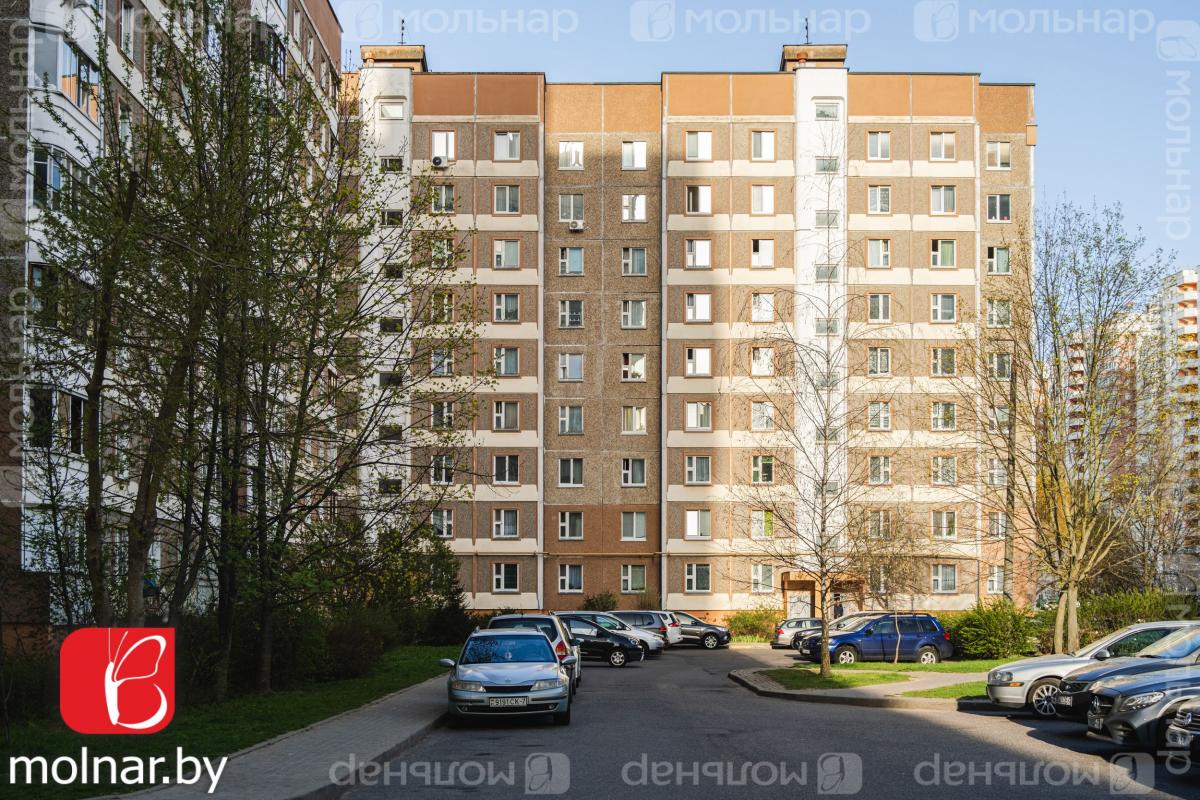 Продам 4-комнатную квартиру в Минске в Ленинском р-не, Лошица, Прушинских ул., 6