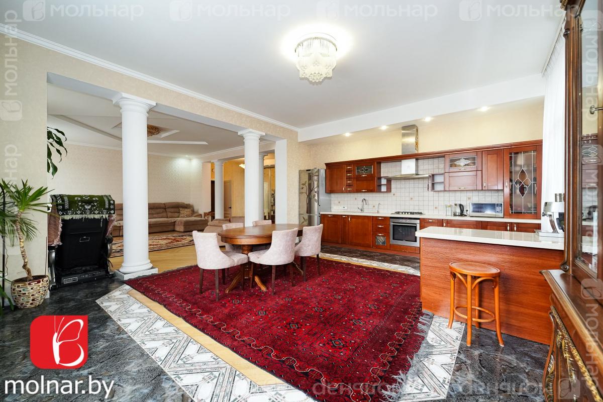 Продам 4-комнатную квартиру в Минске в Советском р-не, Никитина ул., 10