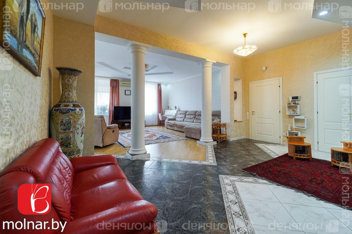 Продам 4-комнатную квартиру в Минске в Советском р-не, Никитина ул., 10