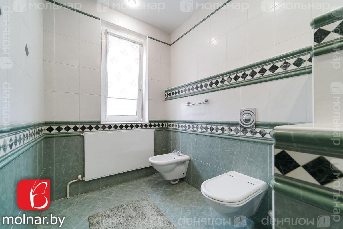 Продам 4-комнатную квартиру в Минске в Советском р-не, Никитина ул., 10
