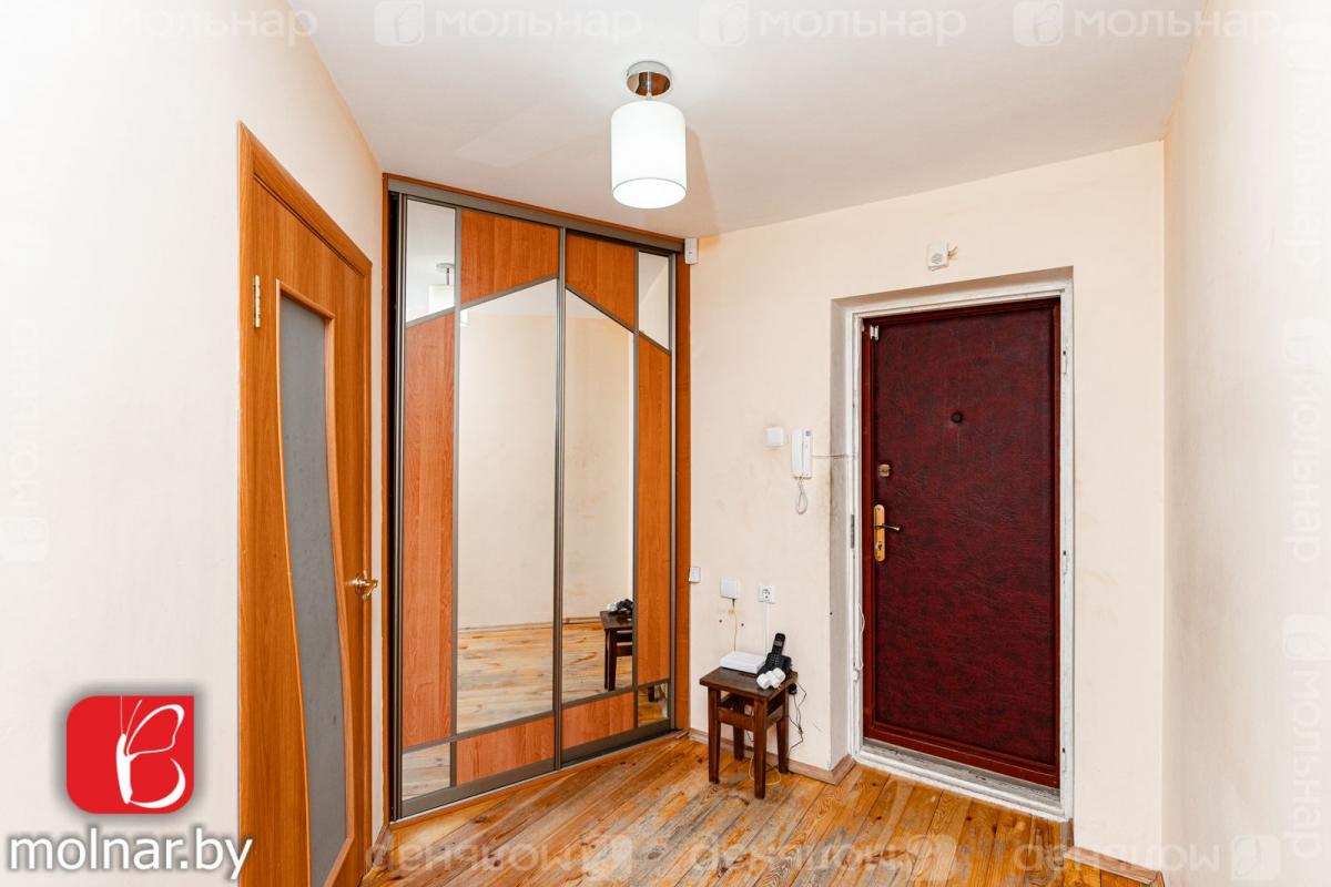 Продам 2-комнатную квартиру в Несвиже, 2/В