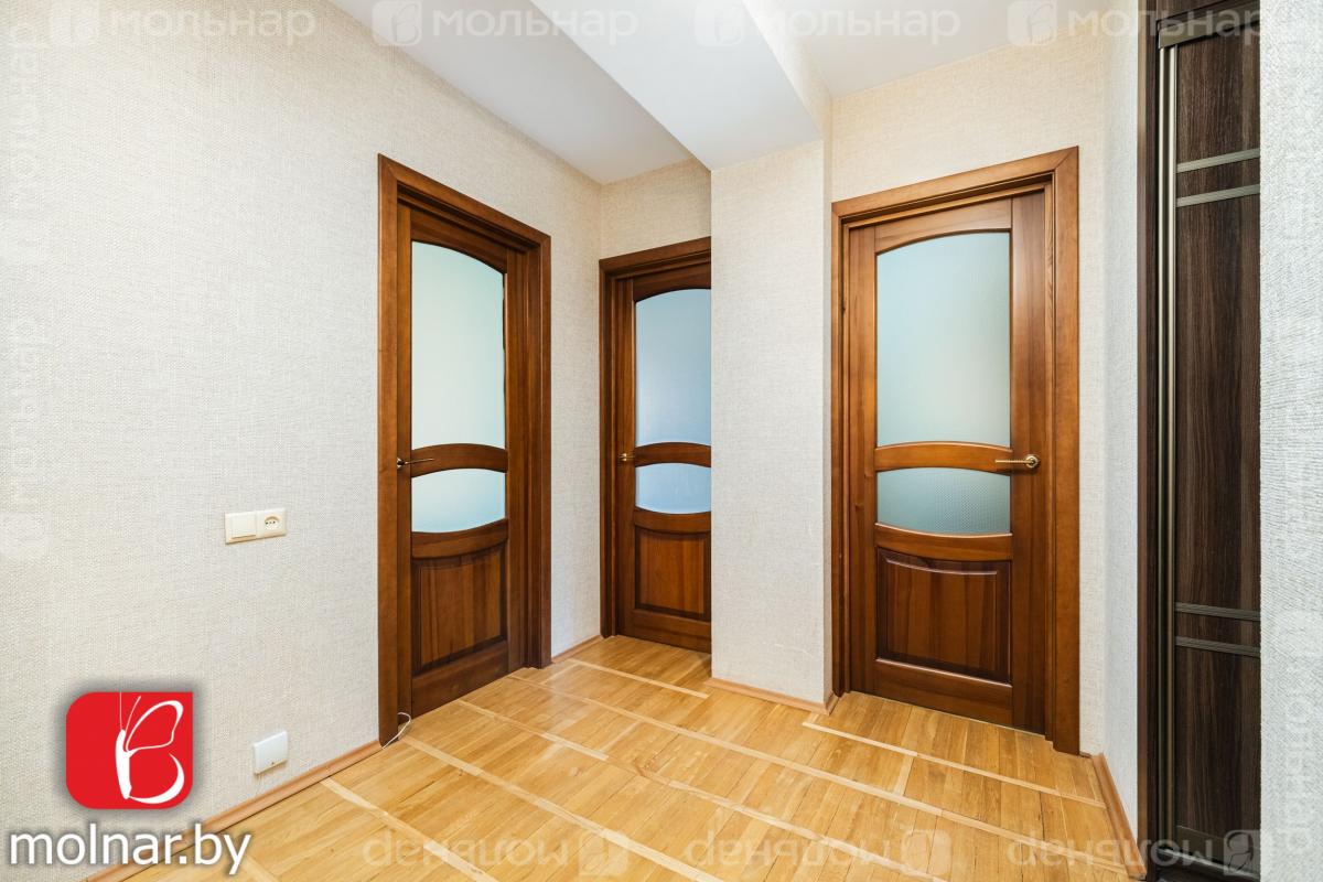 Продам 3-комнатную квартиру в