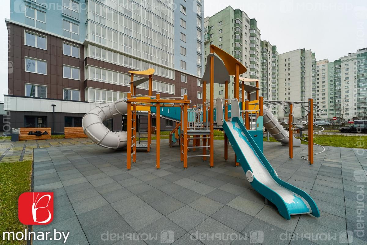 Продам 3-комнатную квартиру в Минске в Московском р-не, Малиновка, Дзержинского проспект, 19/А