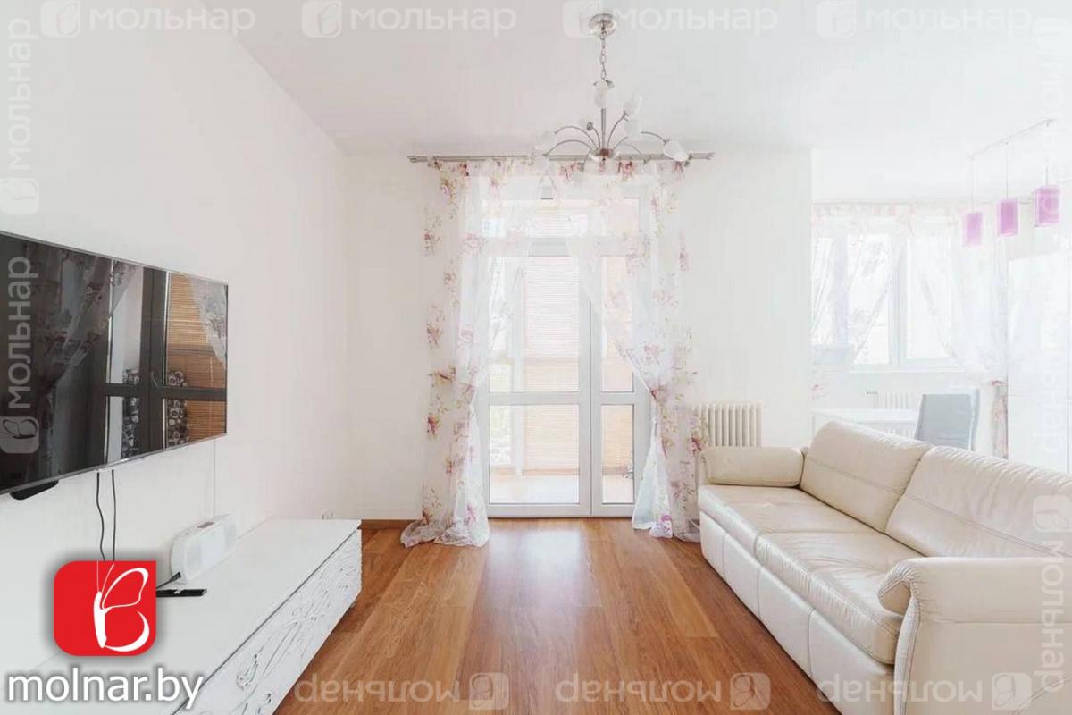 Продам 2-комнатную квартиру в Минске в Фрунзенском р-не, Неманская ул., 6