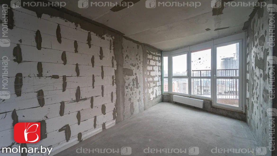 Продам 3-комнатную квартиру в Минске в Октябрьском р-не, Минск-Мир, Жореса Алфёрова ул., 5