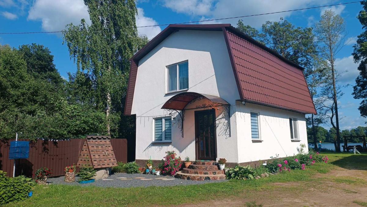 Сдам на сутки коттедж  в Миорском районе
