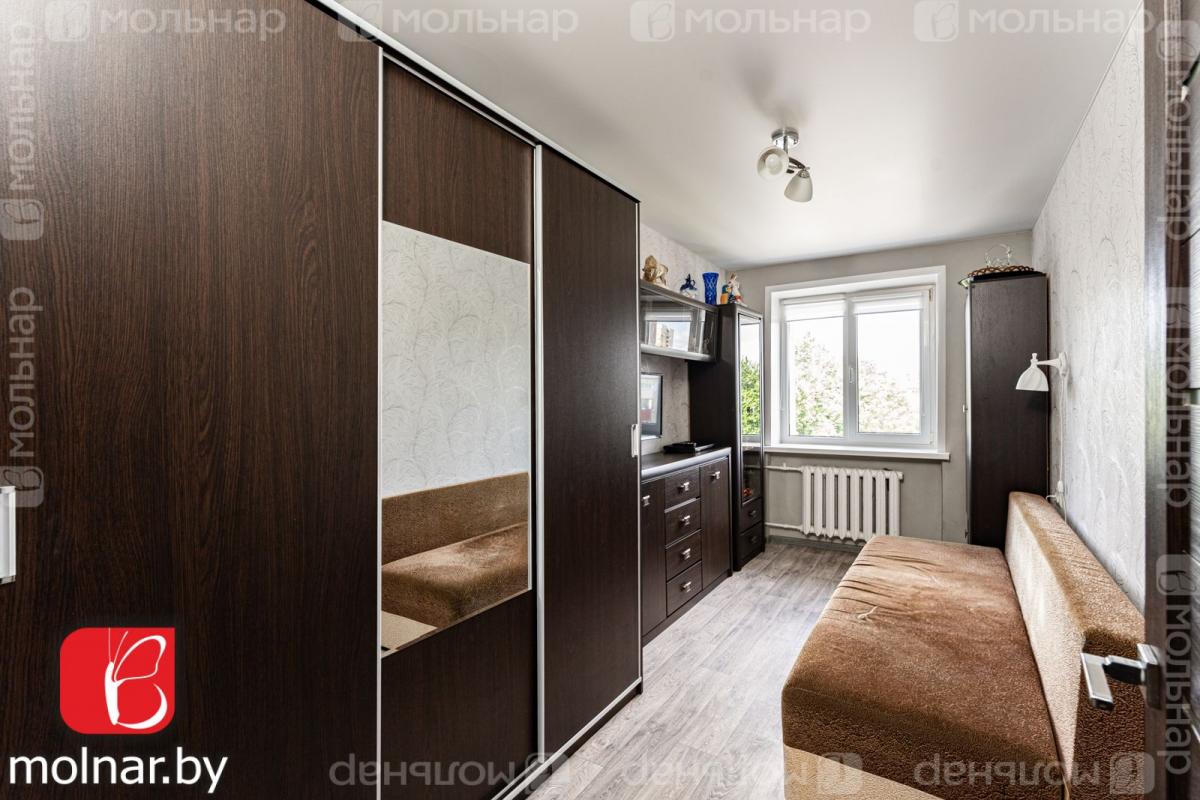 Продам 3-комнатную квартиру в Минске в Октябрьском р-не, Аэродромная, Чкалова ул., 29