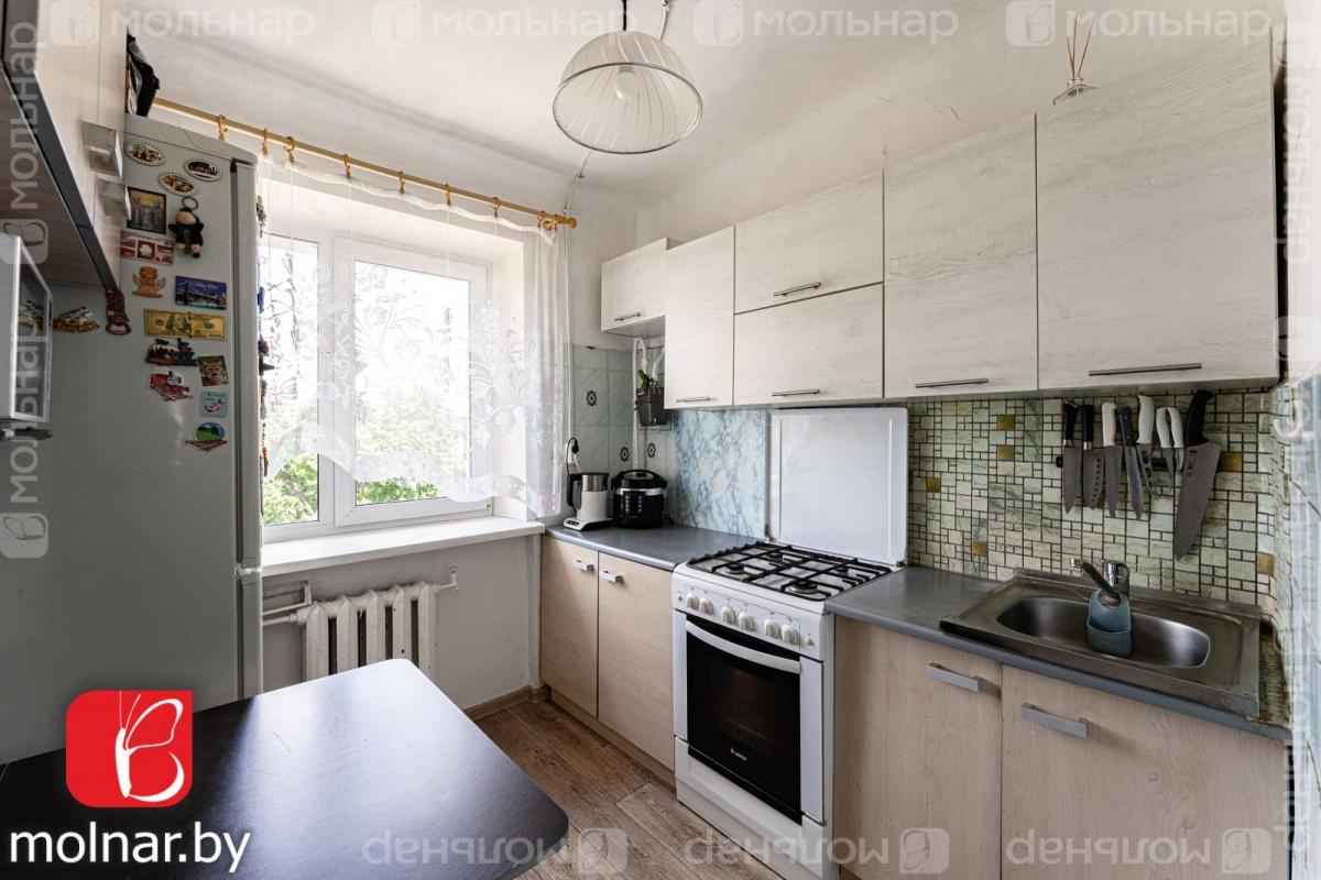 Продам 3-комнатную квартиру в Минске в Октябрьском р-не, Аэродромная, Чкалова ул., 29