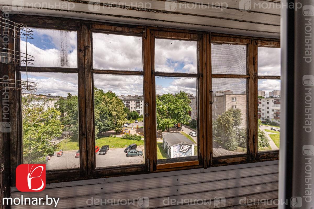 Продам 3-комнатную квартиру в Минске в Октябрьском р-не, Аэродромная, Чкалова ул., 29