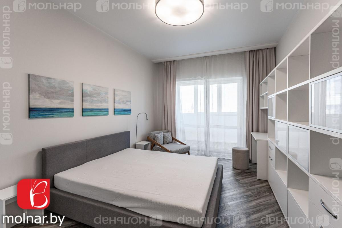 Продам 4-комнатную квартиру в Минске в Центральном р-не, Ржавец, Репина ул., 4