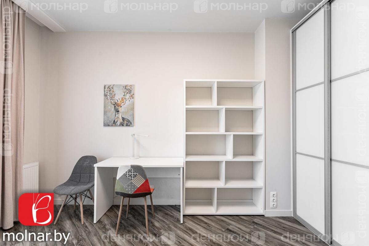 Продам 4-комнатную квартиру в Минске в Центральном р-не, Ржавец, Репина ул., 4