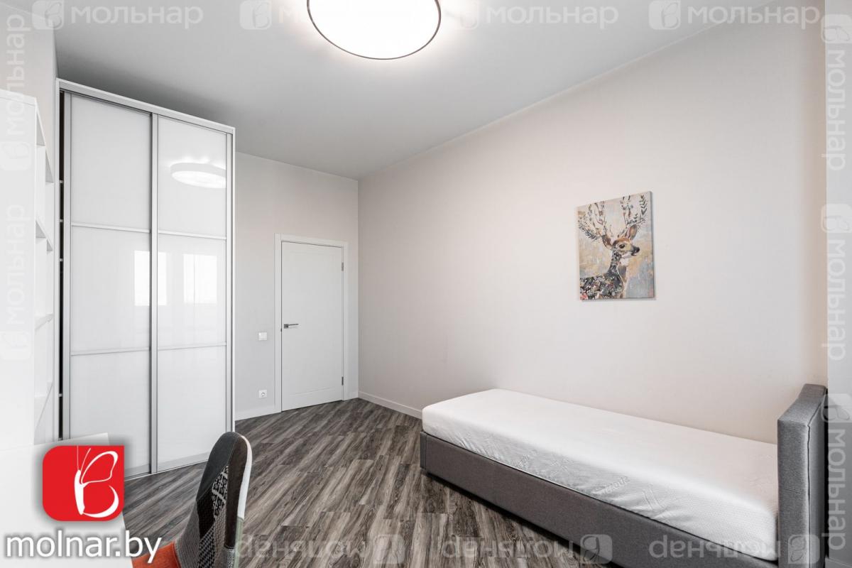 Продам 4-комнатную квартиру в Минске в Центральном р-не, Ржавец, Репина ул., 4
