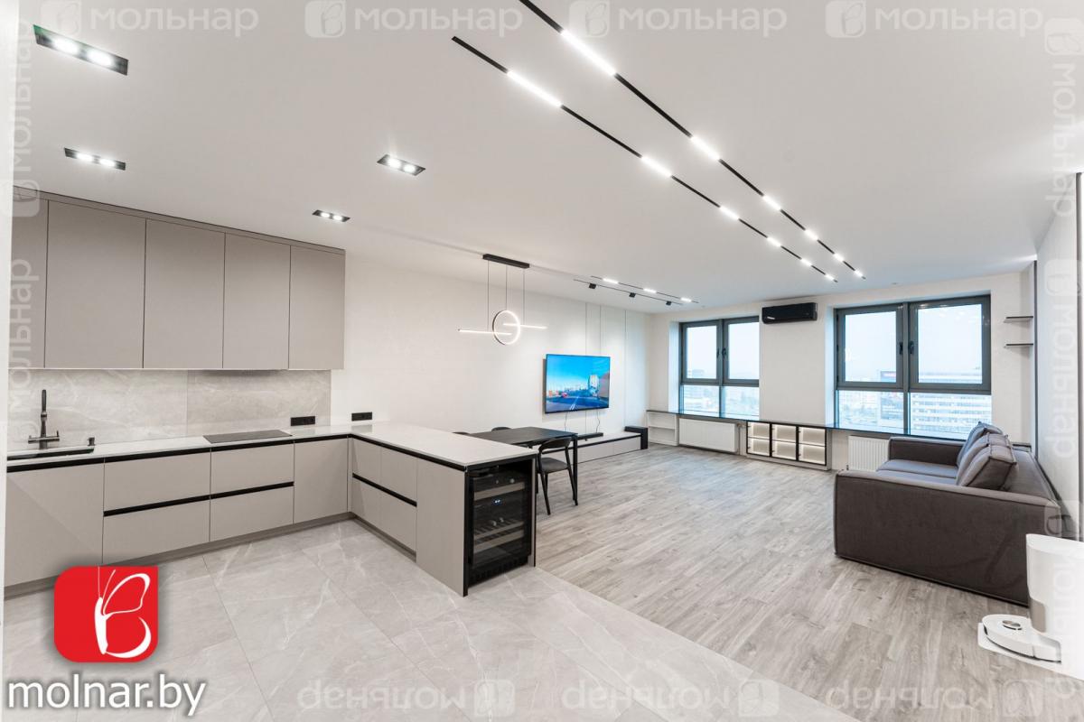 Продам 3-комнатную квартиру в Минске в Центральном р-не, Заславская, Победителей проспект, 115