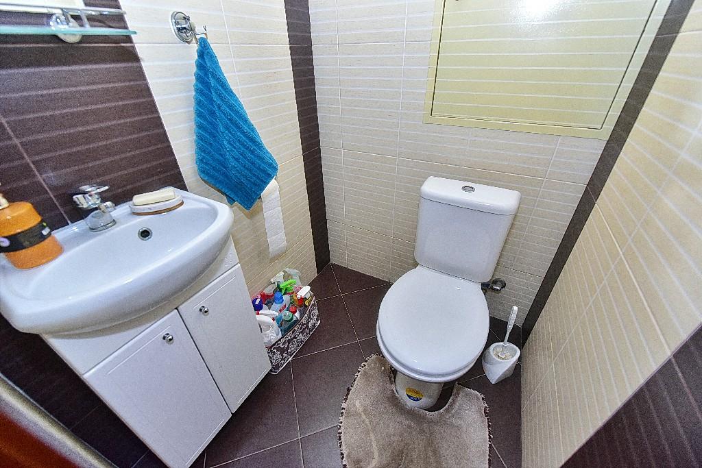 Продам 3-комнатную квартиру в Минске в Московском р-не, Малиновка, Дзержинского проспект, 131