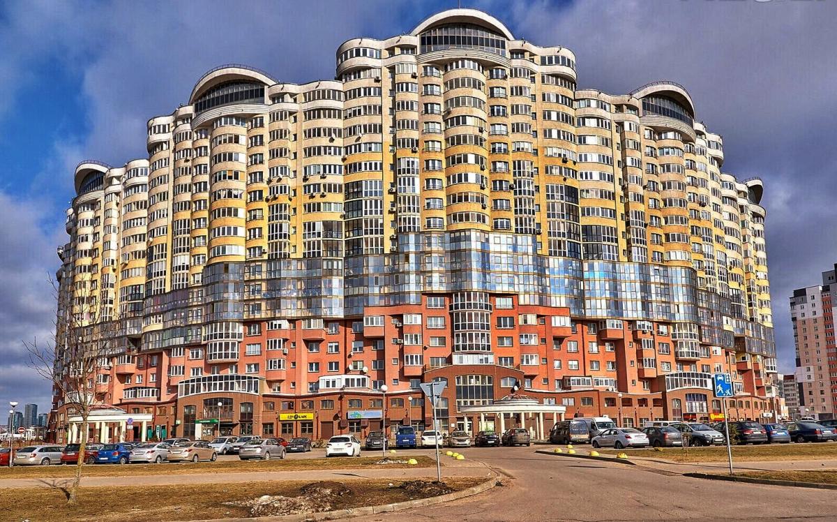 Продам 3-комнатную квартиру в Минске в Московском р-не, Малиновка, Дзержинского проспект, 131