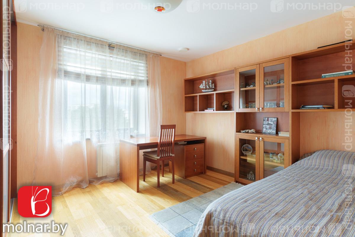 Продам 4-комнатную квартиру в Минске в Партизанском р-не, Захарова ул., 50/В