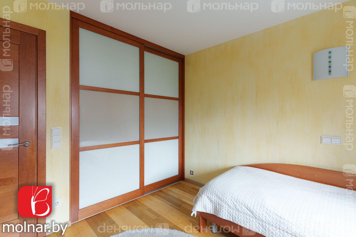 Продам 4-комнатную квартиру в Минске в Партизанском р-не, Захарова ул., 50/В