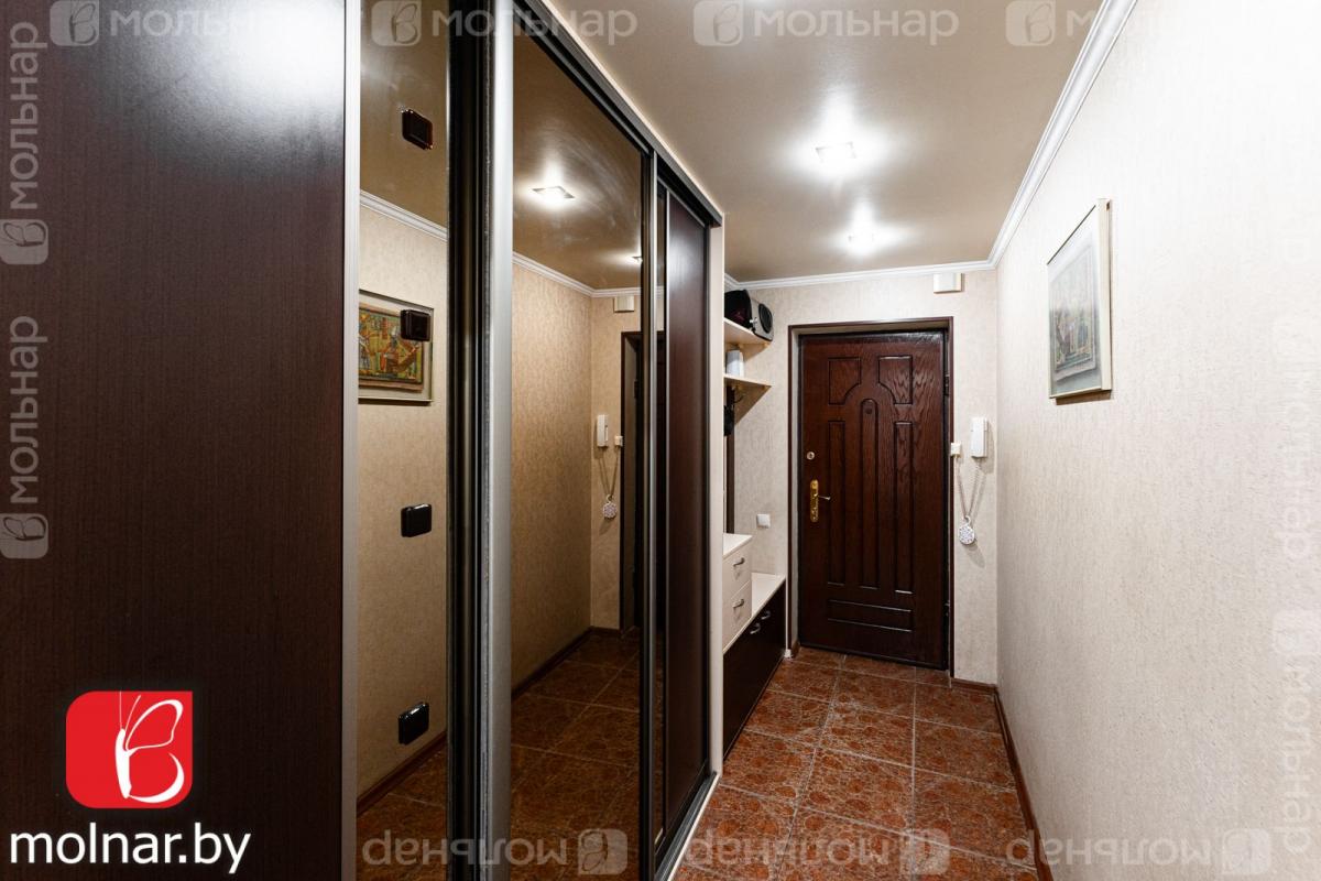 Продам 4-комнатную квартиру в Минске в Фрунзенском р-не, 46