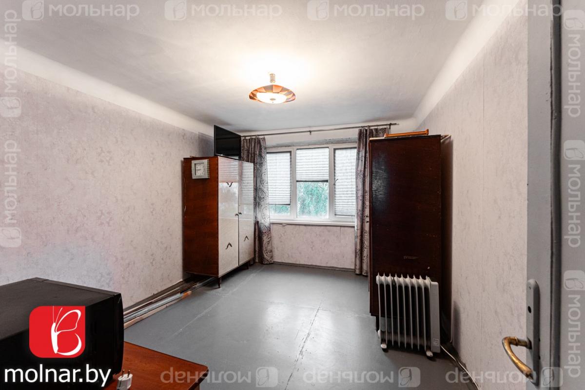 Продам 4-комнатную квартиру в Минске в Фрунзенском р-не, 46