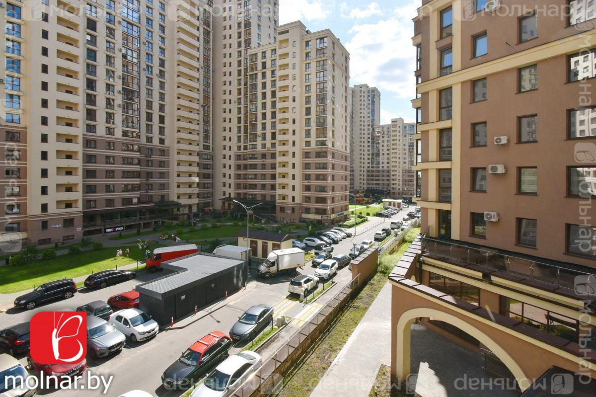 Продам 3-комнатную квартиру в Минске в Первомайском р-не, Макаенка ул., 12/Е