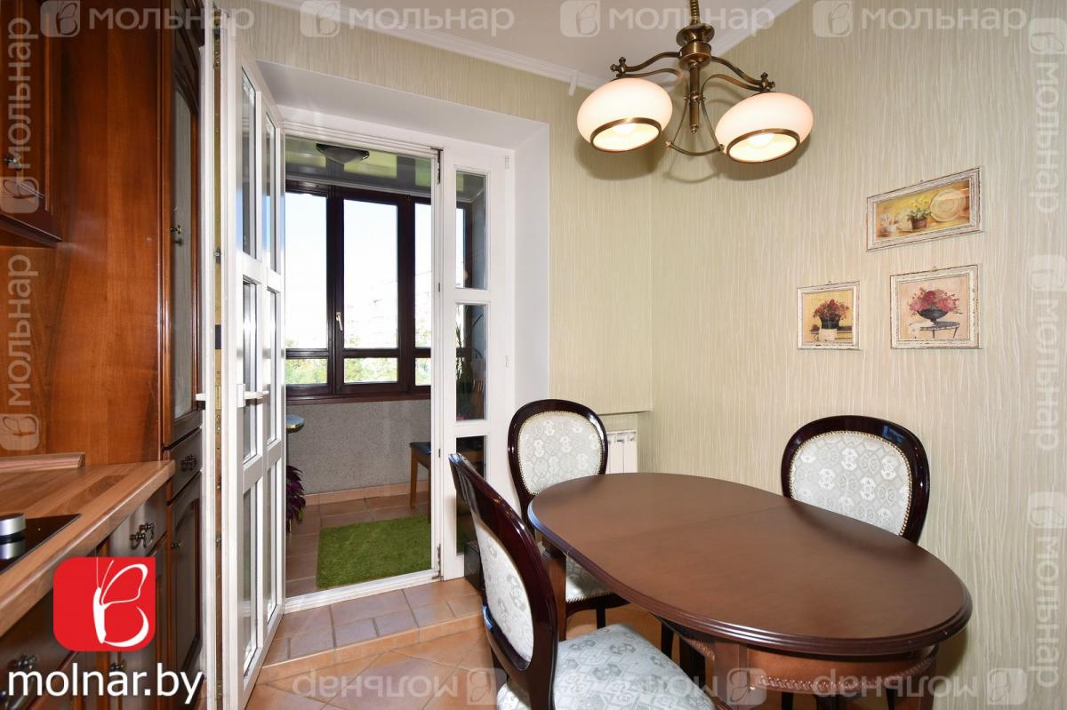 Продам 3-комнатную квартиру в Минске в Центральном р-не, Переспа, Червякова ул., 2/4