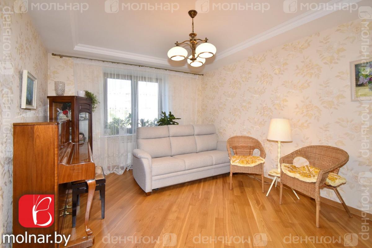Продам 3-комнатную квартиру в Минске в Центральном р-не, Переспа, Червякова ул., 2/4