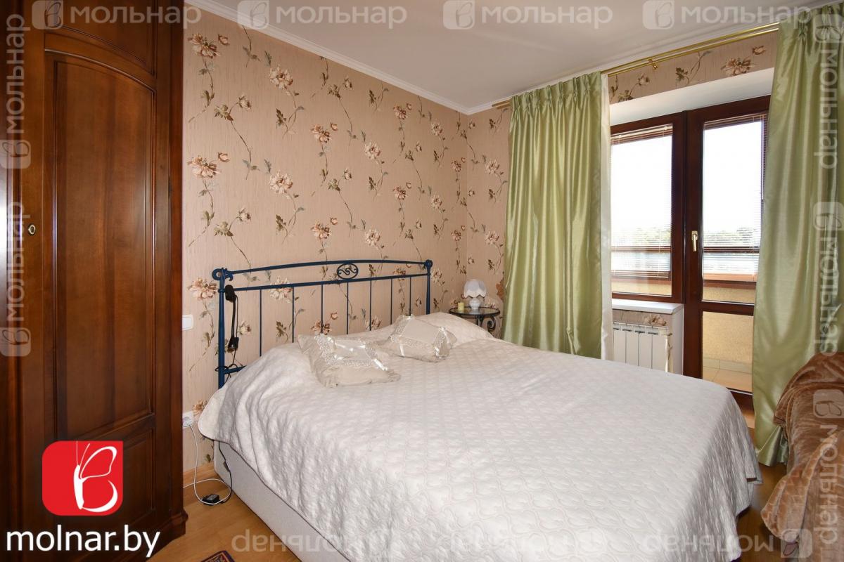 Продам 3-комнатную квартиру в Минске в Центральном р-не, Переспа, Червякова ул., 2/4