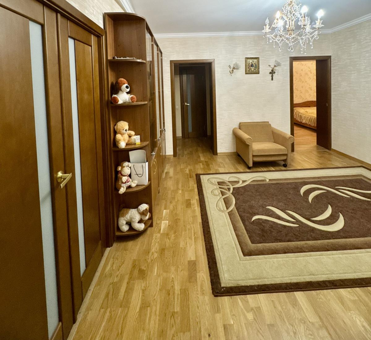 Продам 4-комнатную квартиру в Бобруйске в Ленинском р-не, Максима Горького ул., 38А