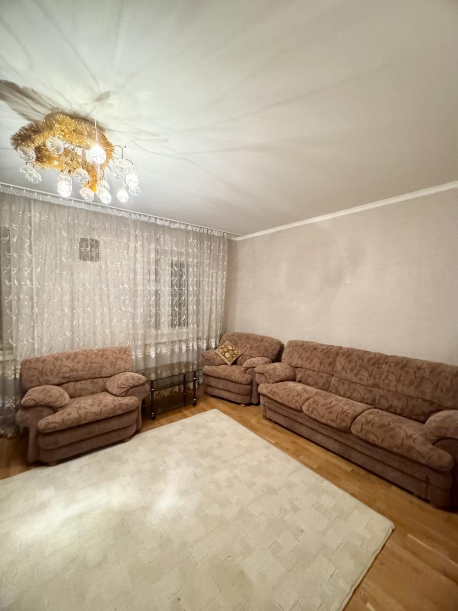 Продам 4-комнатную квартиру в Бобруйске в Ленинском р-не, Максима Горького ул., 38А