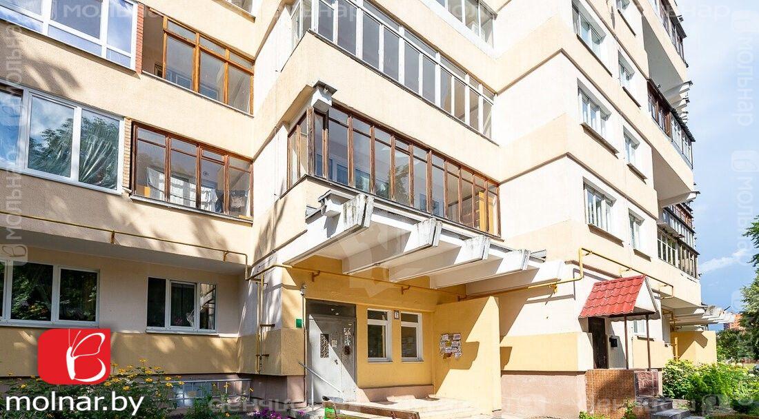Продам 3-комнатную квартиру в Минске в Октябрьском р-не, Аэродромная, Чкалова ул., 9/2