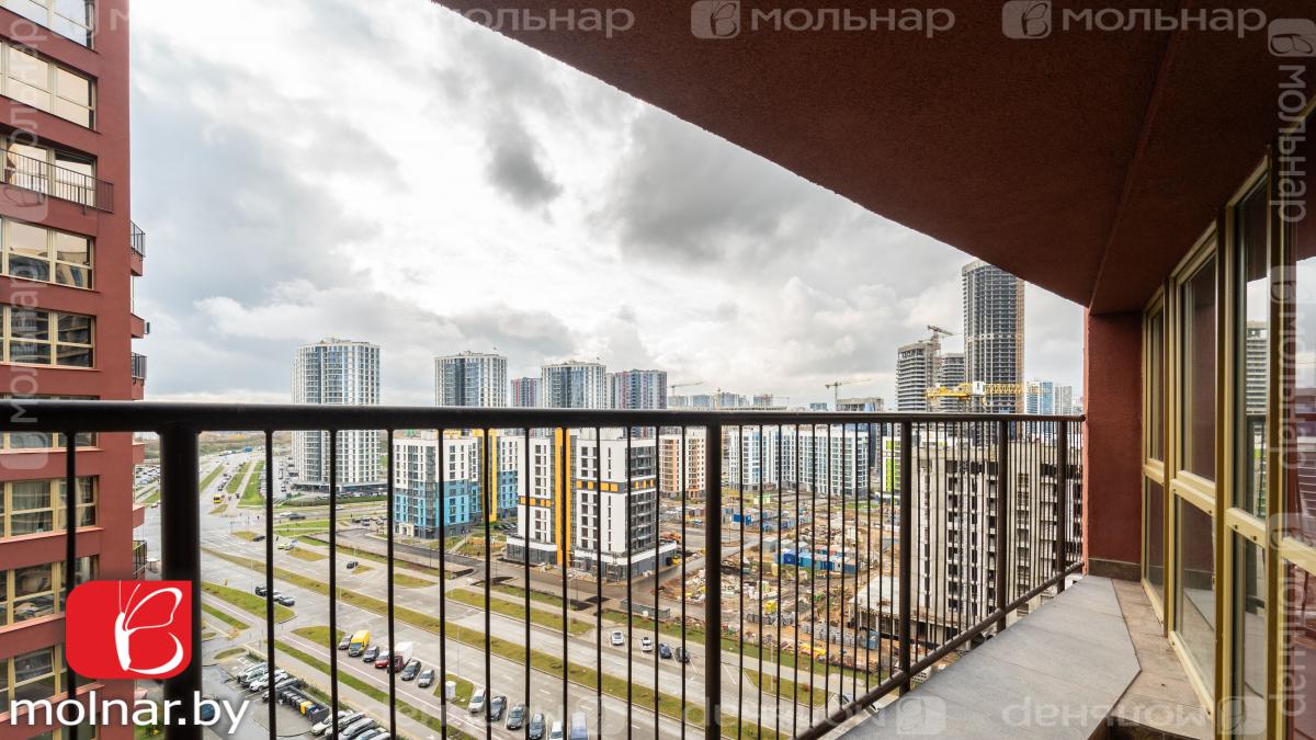 Продам 2-комнатную квартиру в Минске в Октябрьском р-не, Минск-Мир, Жореса Алфёрова ул., 1