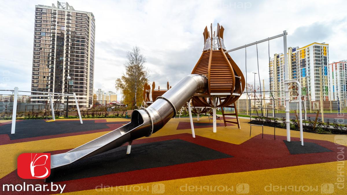 Продам 2-комнатную квартиру в Минске в Октябрьском р-не, Минск-Мир, Жореса Алфёрова ул., 1