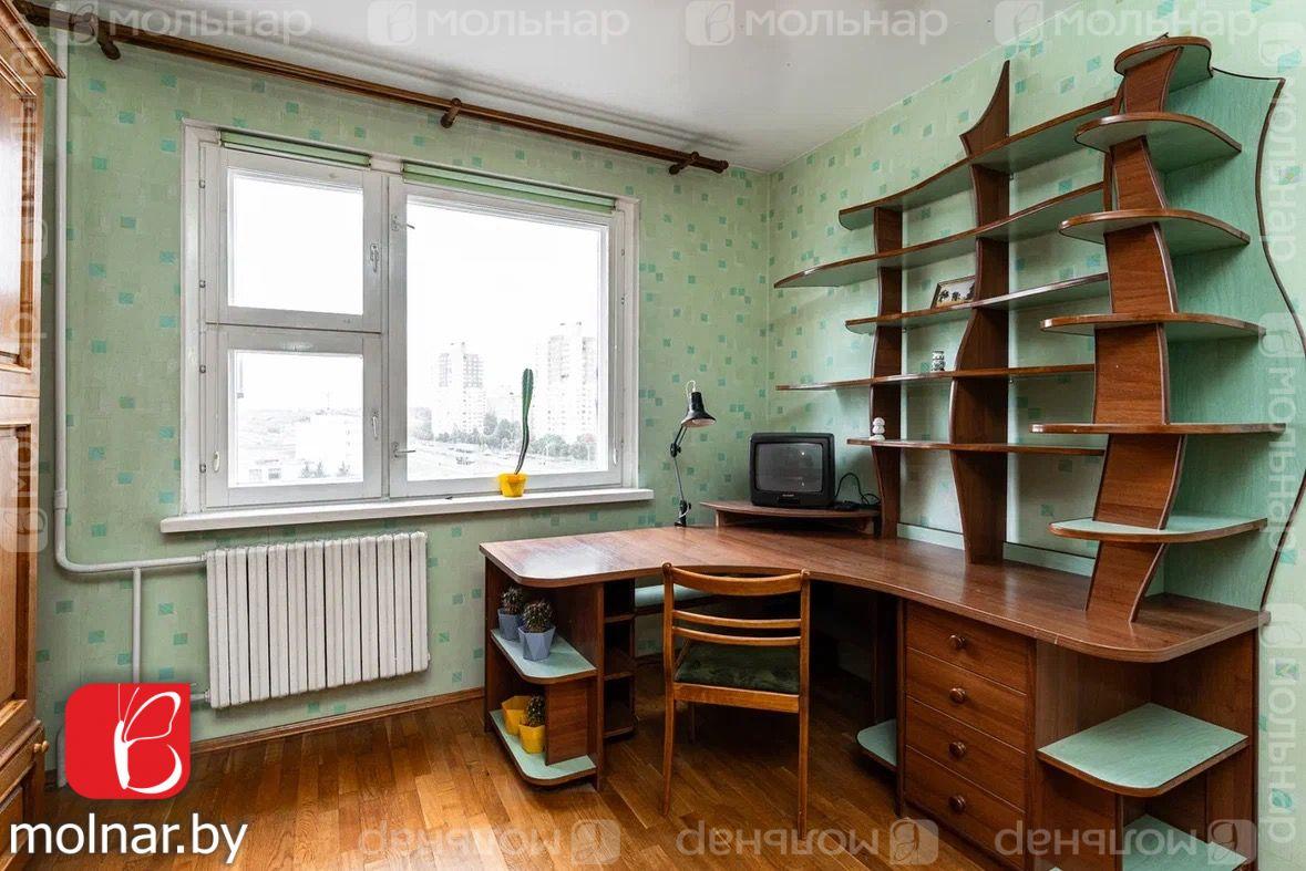 Продам 3-комнатную квартиру в Минске в Фрунзенском р-не, Сухарево, Шаранговича ул., 63/2