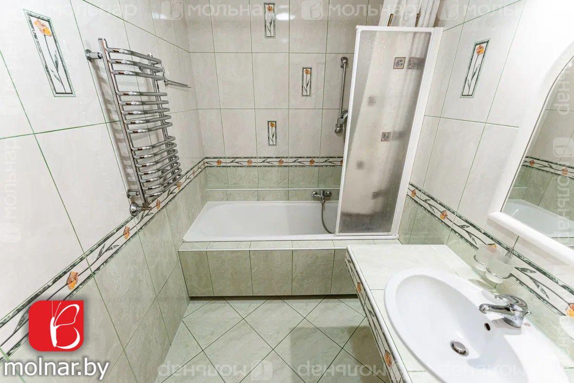 Продам 3-комнатную квартиру в Минске в Фрунзенском р-не, Сухарево, Шаранговича ул., 63/2
