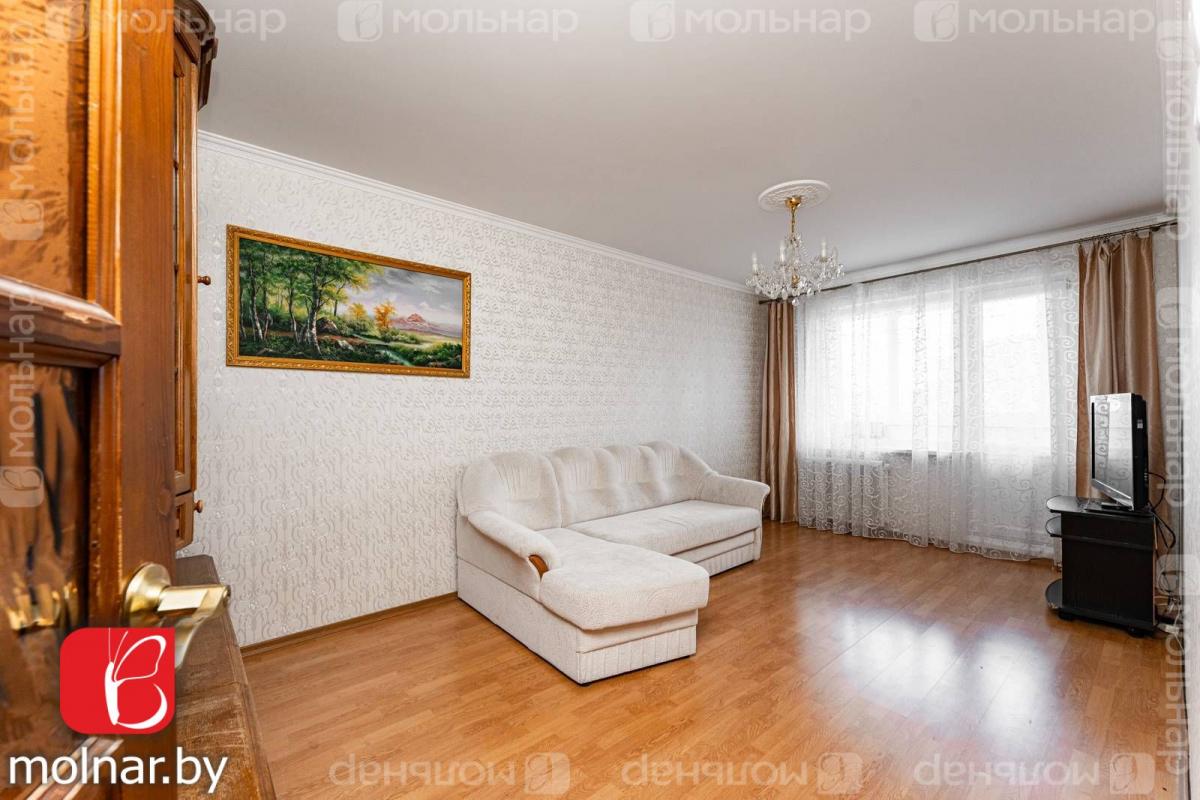 Продам 3-комнатную квартиру в Минске в Фрунзенском р-не, Сухарево, Панченко ул., 20