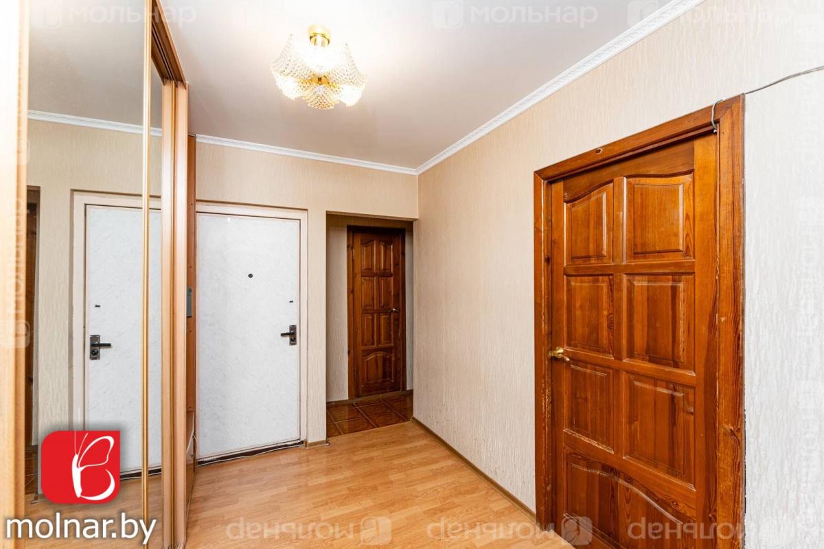Продам 3-комнатную квартиру в Минске в Фрунзенском р-не, Сухарево, Панченко ул., 20