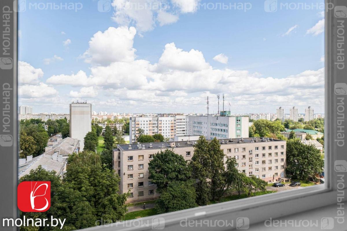 Продам 3-комнатную квартиру в Минске в Октябрьском р-не, Серова, Пуховичская ул., 8