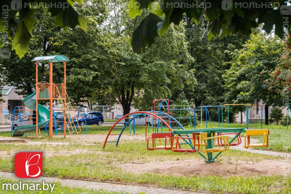Продам 3-комнатную квартиру в Минске в Октябрьском р-не, Серова, Пуховичская ул., 8