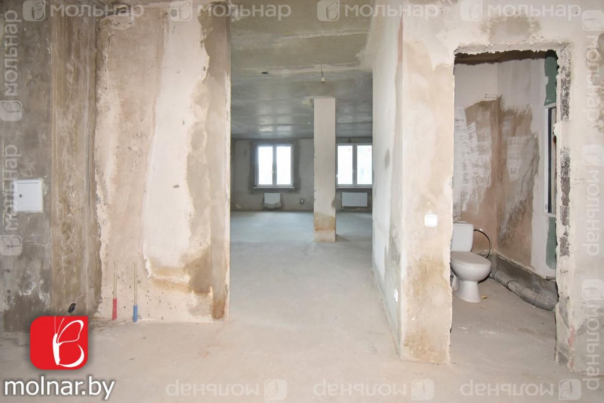 Продам 4-комнатную квартиру в Минске в Первомайском р-не, Туровского ул., 10