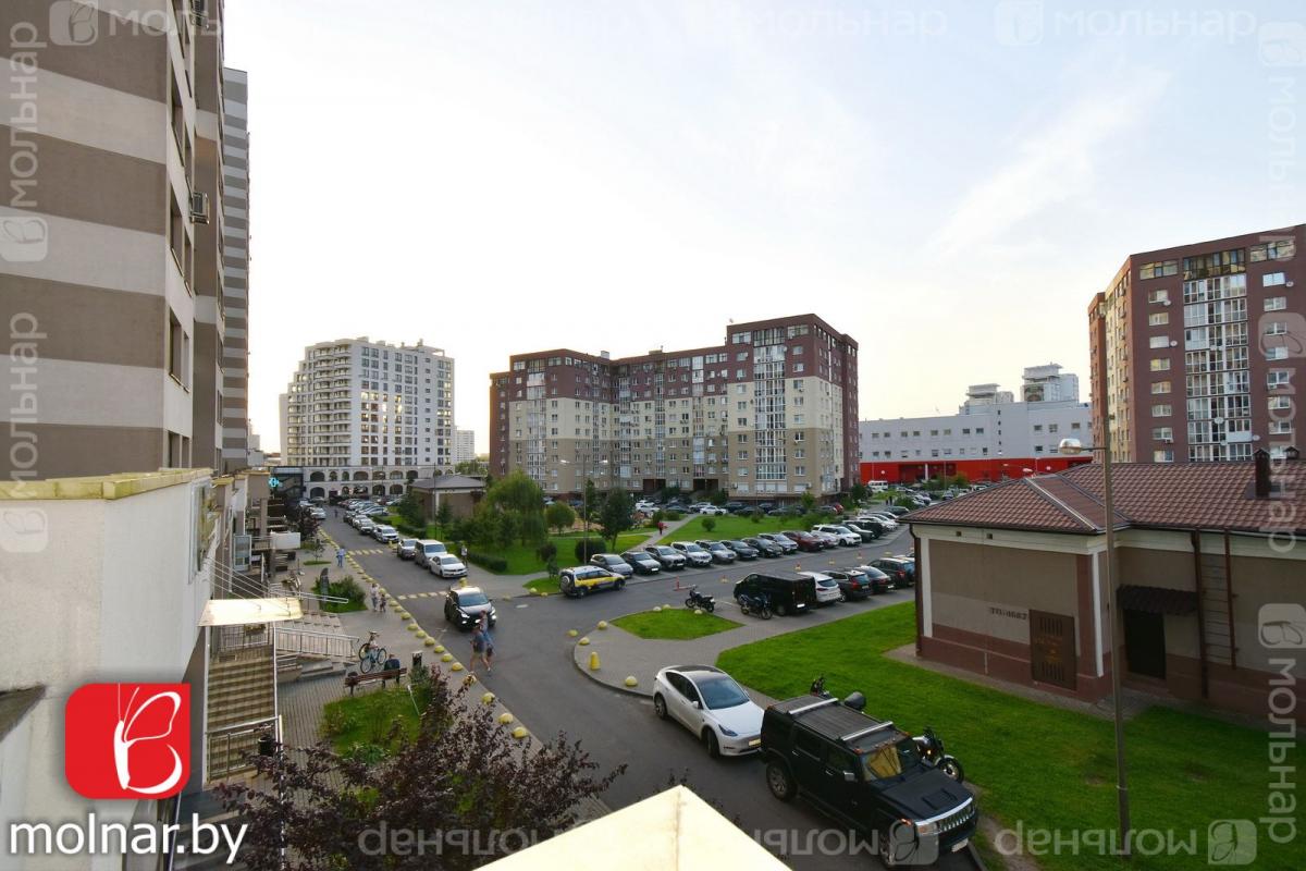 Продам 4-комнатную квартиру в Минске в Первомайском р-не, Туровского ул., 4
