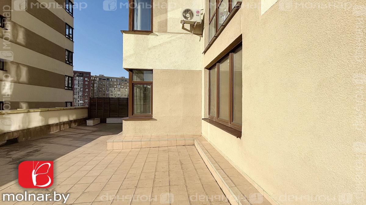 Продам 4-комнатную квартиру в Минске в Первомайском р-не, Туровского ул., 4