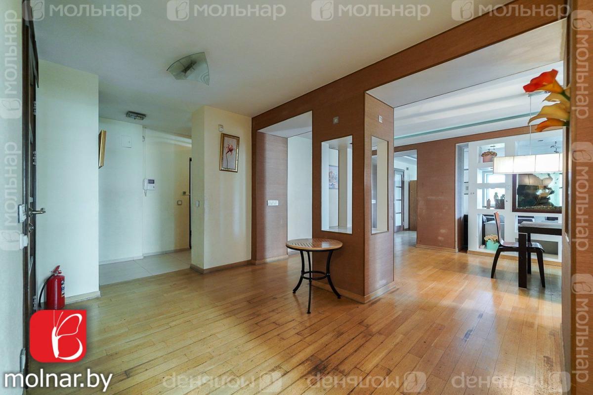 Продам 4-комнатную квартиру в Минске в Советском р-не, Беды ул., 38