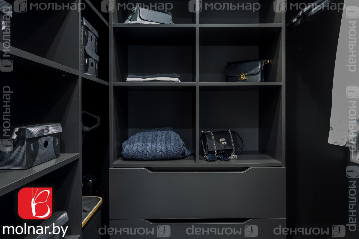 Продам 2-комнатную квартиру в Минске в Центральном р-не, Панфилова ул., 3