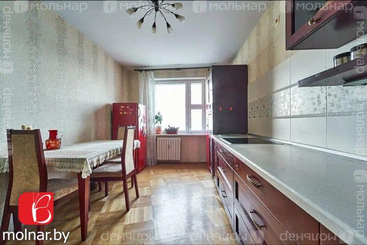 Продам 4-комнатную квартиру в Минске в Фрунзенском р-не, Красный Бор, Лобанка ул., 81