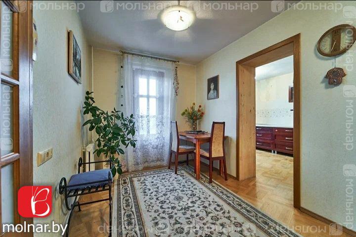 Продам 4-комнатную квартиру в Минске в Фрунзенском р-не, Красный Бор, Лобанка ул., 81