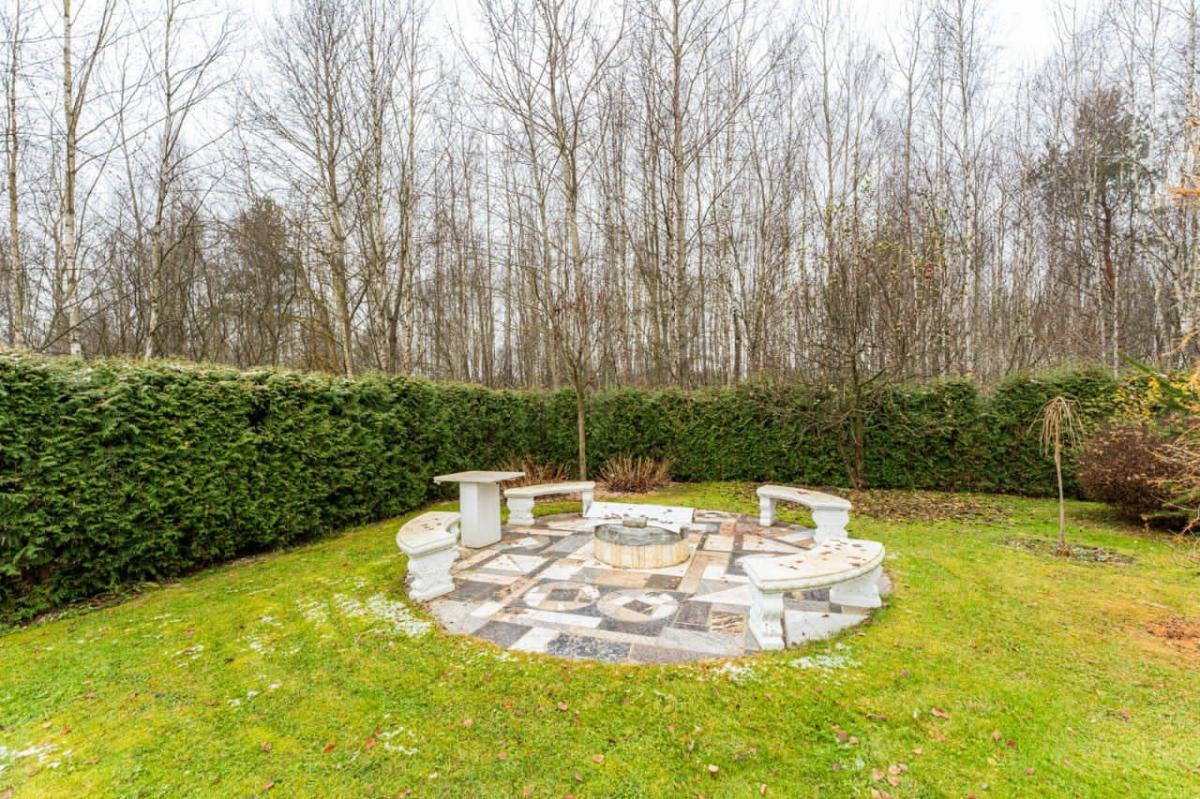 Сдам на сутки коттедж  в Минском районе в Боровлянах