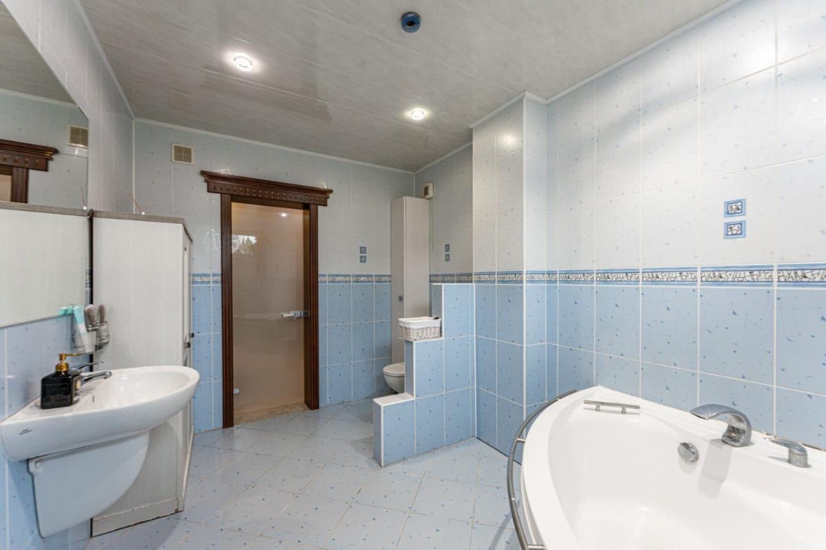 Сдам на сутки коттедж  в Минском районе в Боровлянах